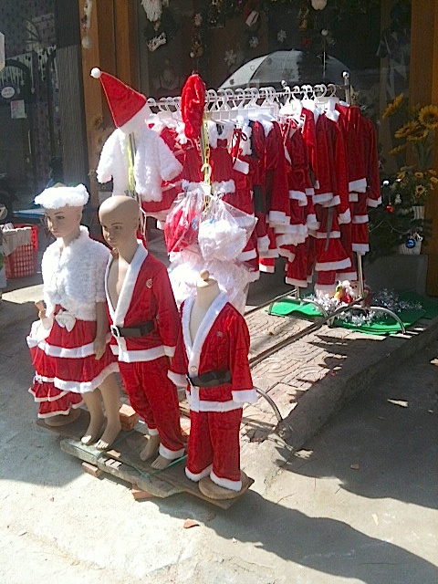 llega la navidad a Camboya