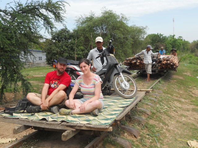 Naiara y Jorge en su viaje a Camboya