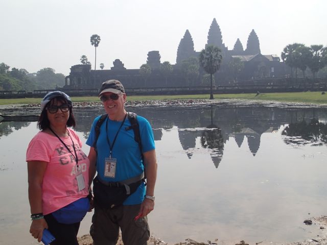 Susana y Salvador en Camboya