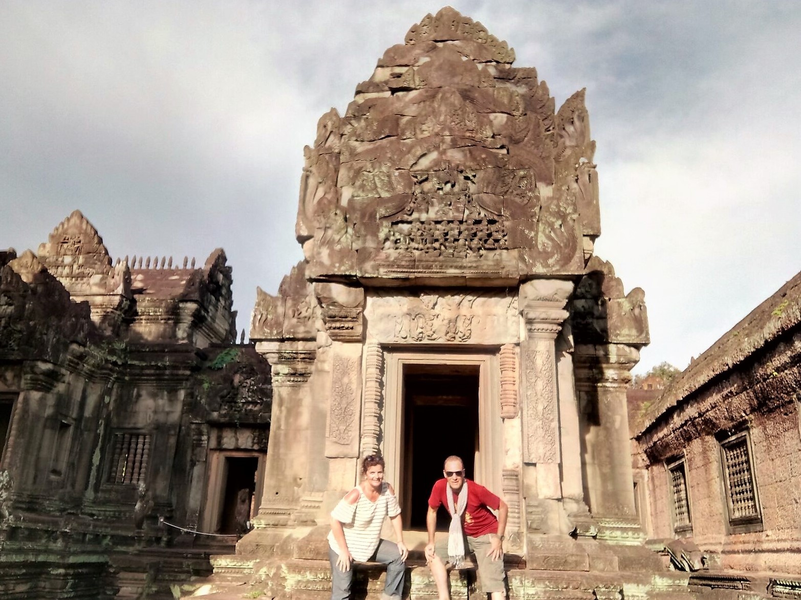 Marta Luz y Sandro en Camboya