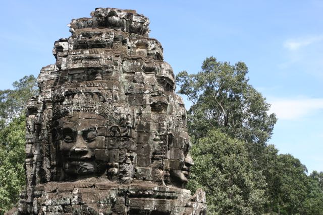 Pedro y familia en Camboya