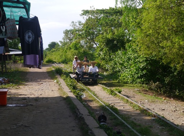 Iñaki y Concha en Camboya