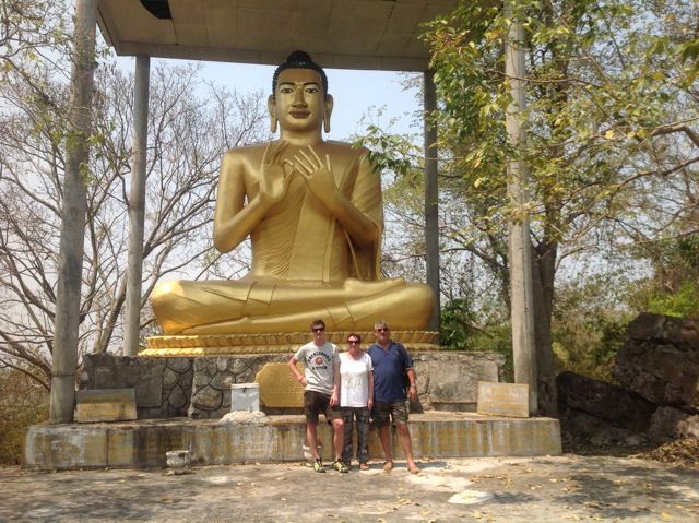 Gloria, Carlos y Ferran en Camboya