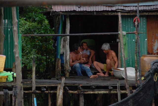 Ingrid, Jose y Anna en Camboya