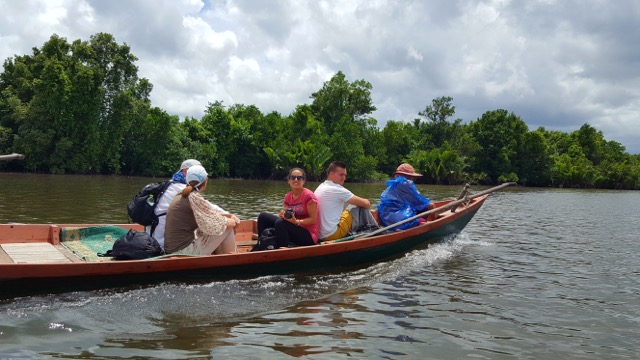 en un río Lejano