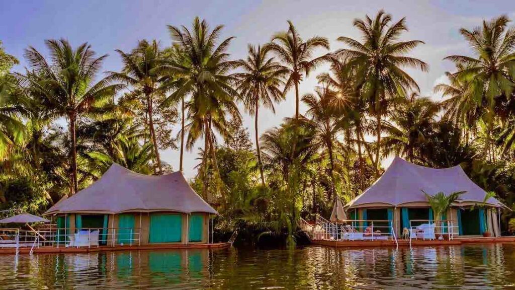 Hotel flotante en Camboya