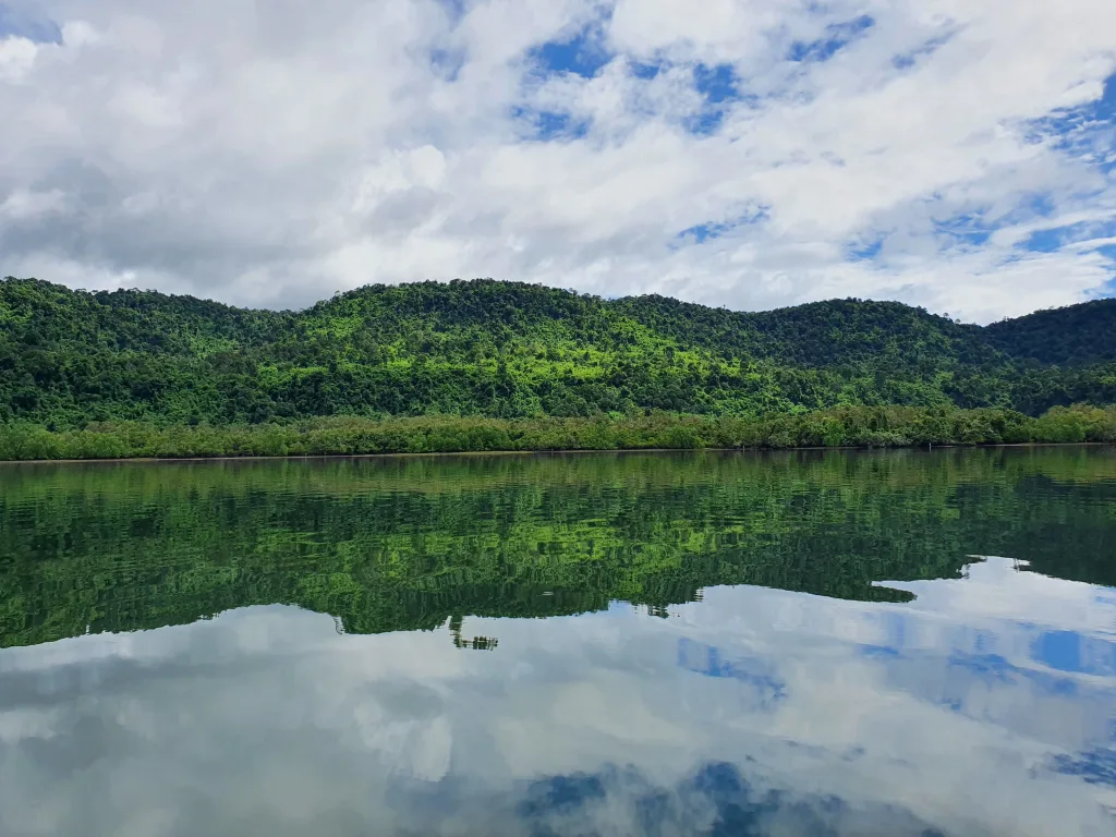 Imagen de un río en Camboya