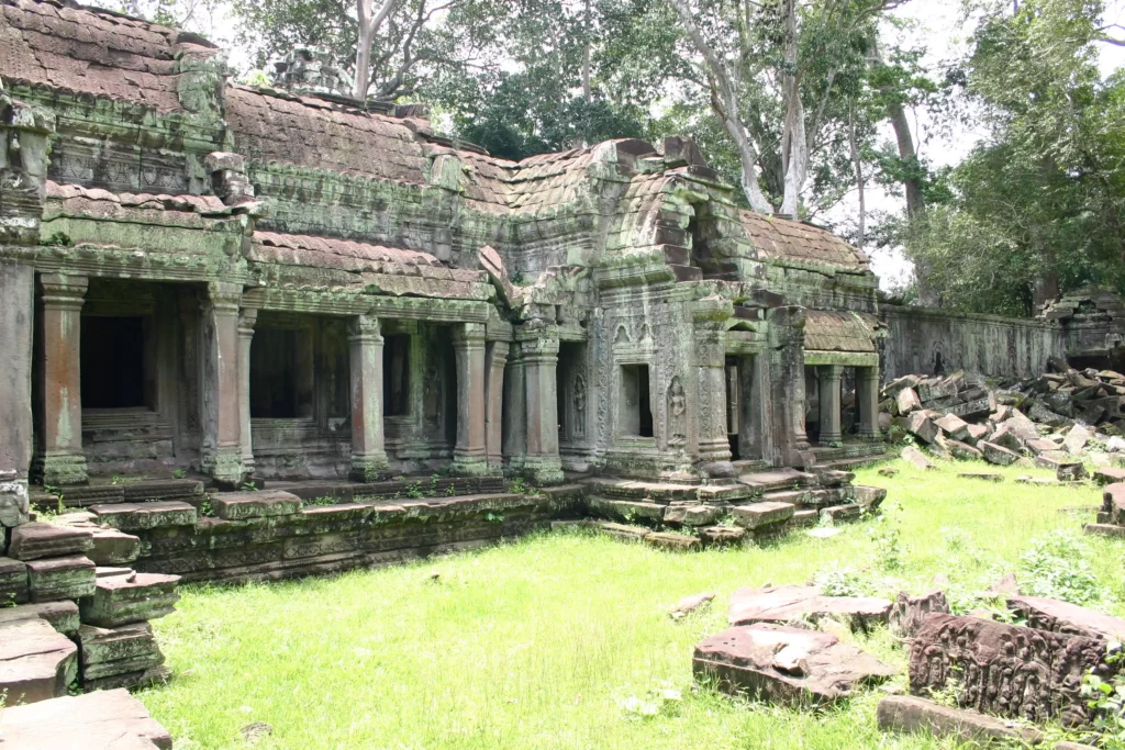 Es seguro viajar a Camboya en 2026 , si vistamos los templos los veremos solos.